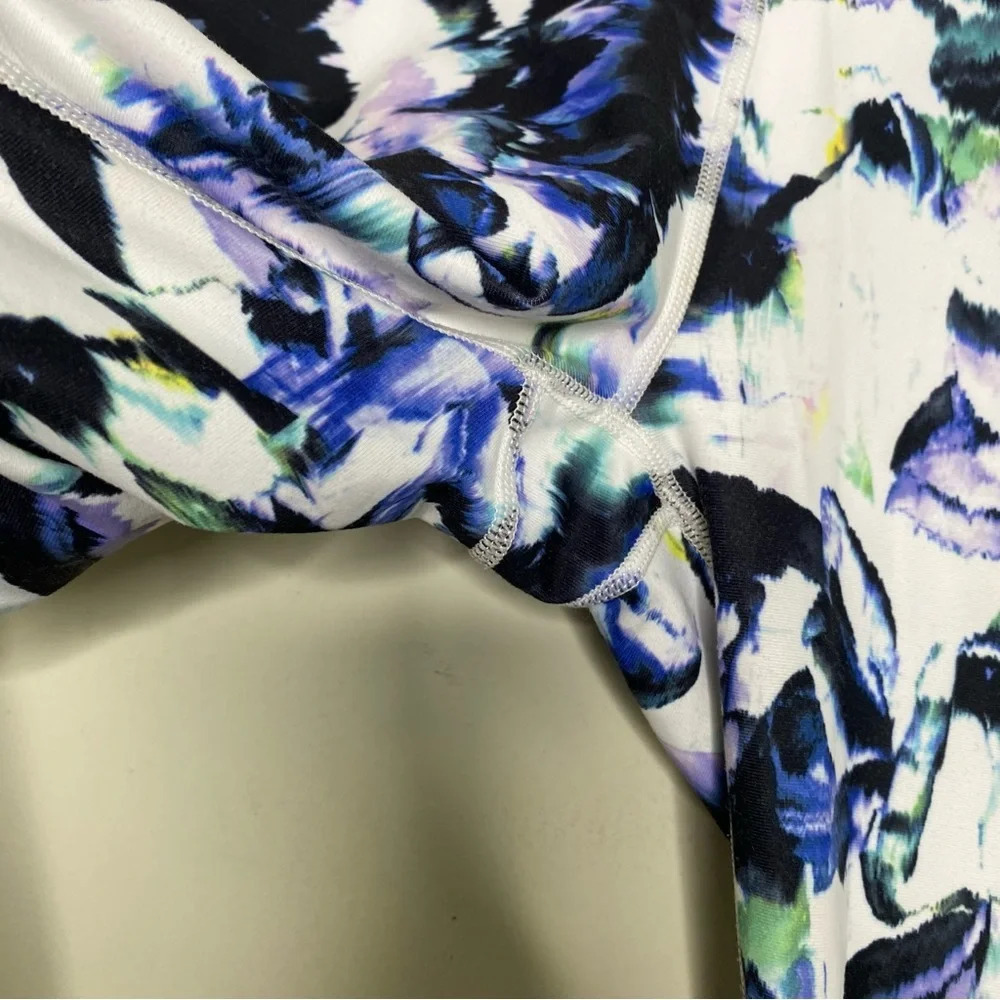 Fabletics Abstract Print Define Powerhold High Waisted Stirrup Legggings Size XS - Picture 5 of 10